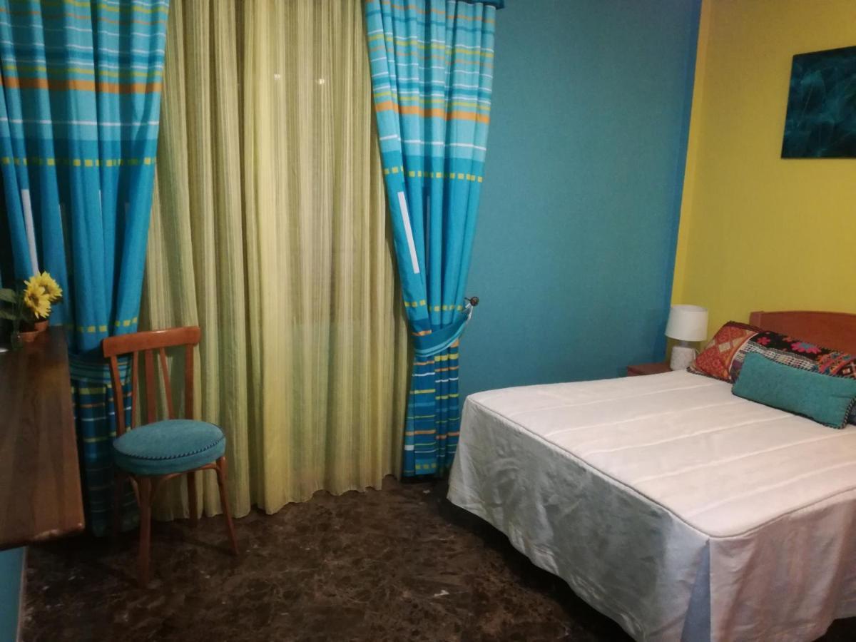 Apartament Alojamiento Romina Villanueva Del Arzobispo Zewnętrze zdjęcie