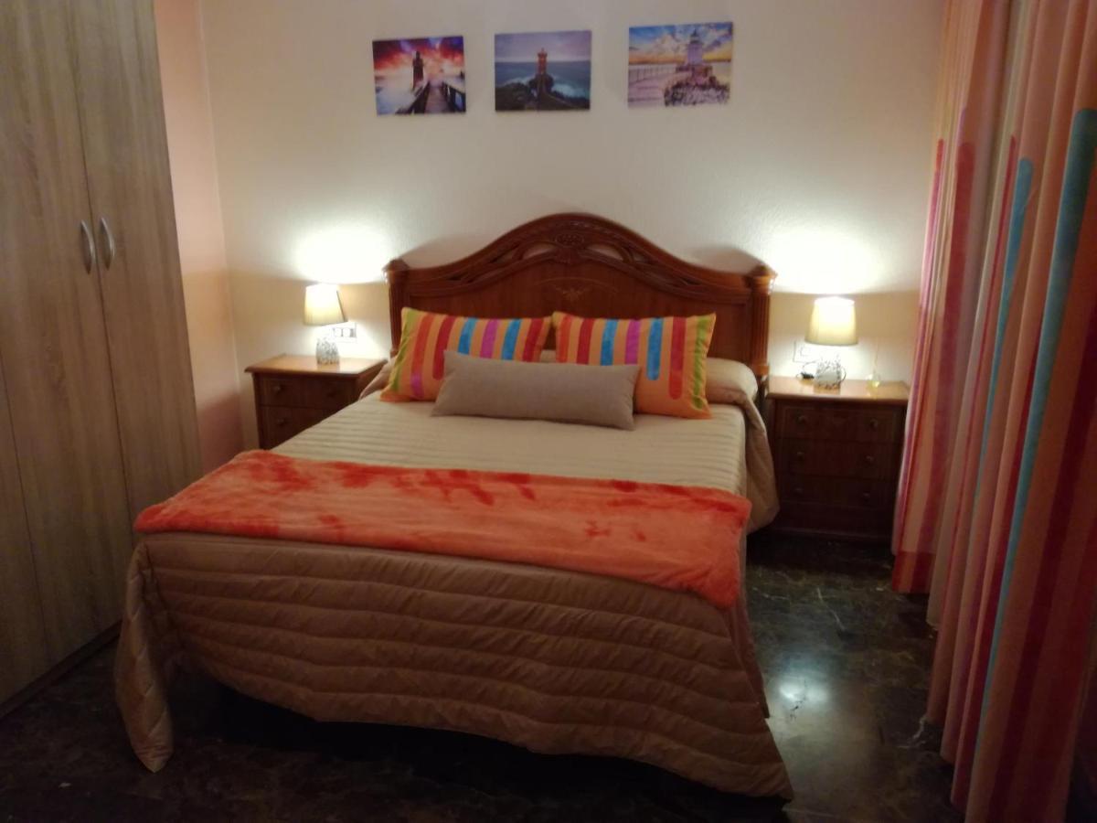Apartament Alojamiento Romina Villanueva Del Arzobispo Zewnętrze zdjęcie