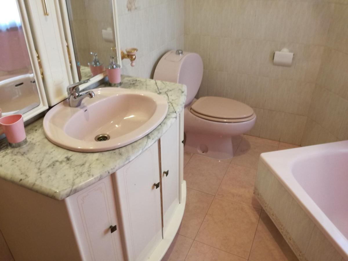 Apartament Alojamiento Romina Villanueva Del Arzobispo Zewnętrze zdjęcie