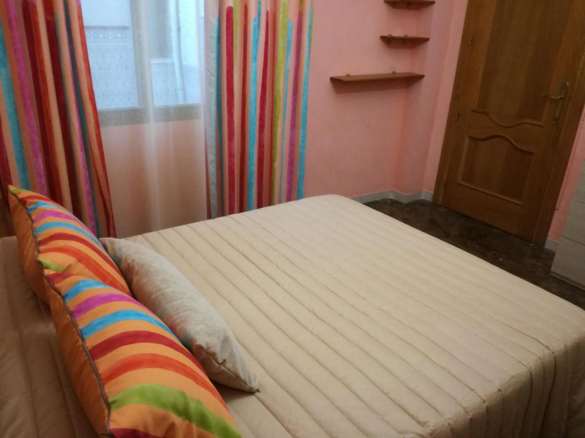Apartament Alojamiento Romina Villanueva Del Arzobispo Zewnętrze zdjęcie
